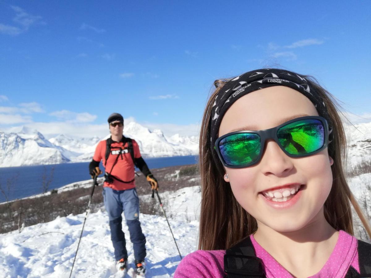Magic Mountain Lodge - Lyngen Lyngseidet Exterior foto
